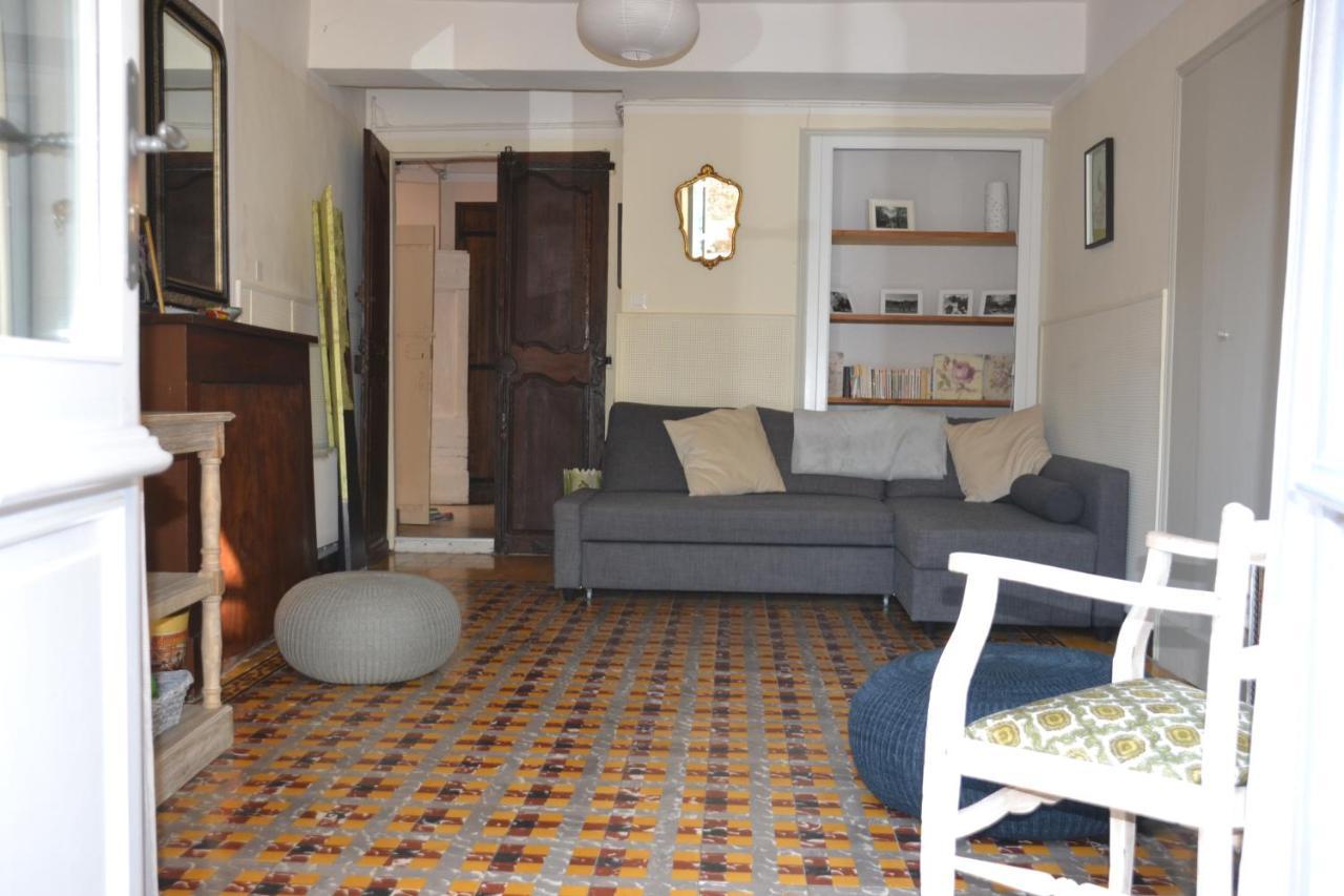 St Jean Du Gard : Spacious Apartment With Use Of Pool Saint-Jean-du-Gard Kültér fotó