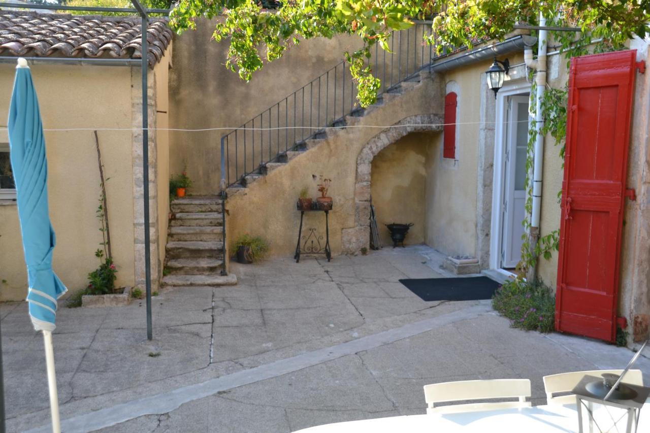 St Jean Du Gard : Spacious Apartment With Use Of Pool Saint-Jean-du-Gard Kültér fotó