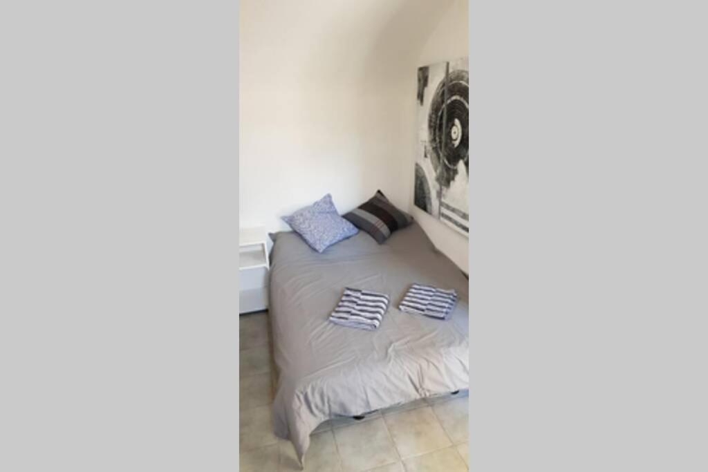 St Jean Du Gard : Spacious Apartment With Use Of Pool Saint-Jean-du-Gard Kültér fotó